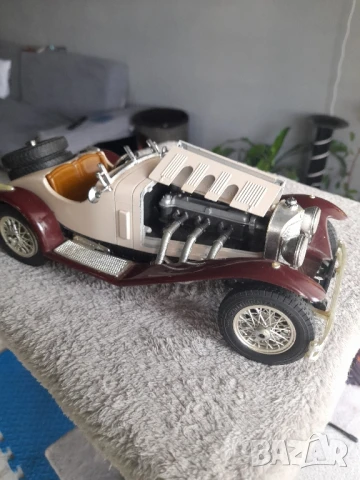 Мерцедес  и 2 броя ретро коли, снимка 3 - Антикварни и старинни предмети - 39058307