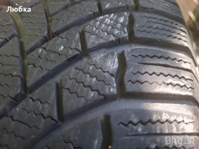 Продавам зимни гуми,2 бр,отлично състояние., снимка 3 - Гуми и джанти - 50874391