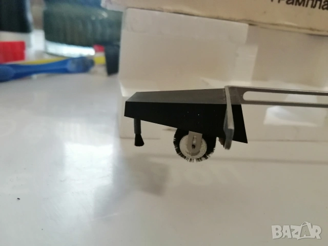 Устройство за почистване на грамофонни плочи , снимка 7 - Грамофонни плочи - 54013531