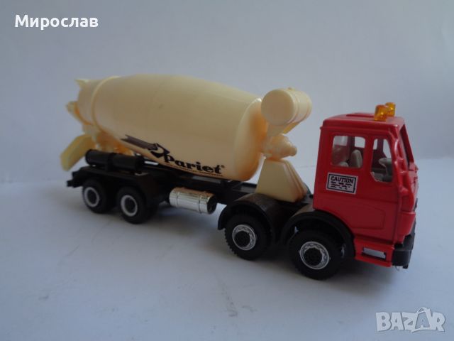 WELLY MAN MERCEDES БЕТОНОВОЗ КОЛИЧКА КАМИОН МОДЕЛ, снимка 3 - Колекции - 46531092