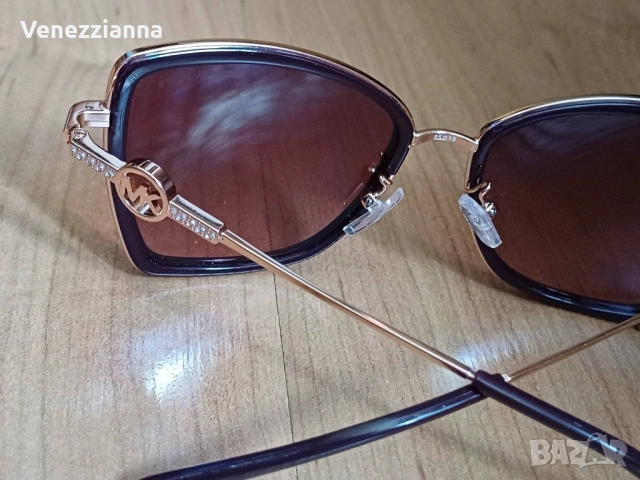 Michael Kors Слънчеви очила MK1067B Corsica, снимка 13 - Слънчеви и диоптрични очила - 53836134