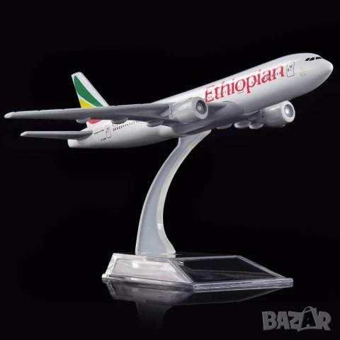 Boeing 777 самолет модел макет Etiopian Африка полети писта стюардеса, снимка 6 - Колекции - 50915967