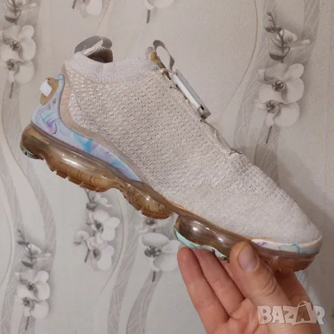 оригинални маратонки NIKE AIR VAPORMAX 2020 FLYKNIT  номер 42 ,5 , снимка 6 - Маратонки - 47233484