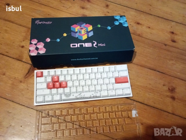 Клавиатура геймърска Ducky One 2 Mini , снимка 2 - Клавиатури и мишки - 53504594