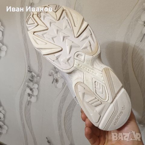 маратонки ADIDAS YUNG-1 CLOUD WHITE  номер 45 1/3, снимка 7 - Маратонки - 45389040