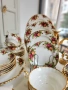 Сервиз за хранене 44 части Royal Albert Old Country Roses, снимка 6