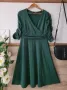 Зелена рокля , снимка 1