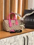 дамски чанти guess , снимка 11