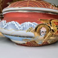 комплект от терин и голямо кръгло плато от японска керамик, изрисувана в стил "Сатсума"., снимка 2 - Прибори за хранене, готвене и сервиране - 45379867