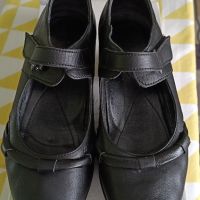 Дамски черни обувки от естествена кожа. Р-р 39. Цена 25лв лв., снимка 1 - Дамски обувки на ток - 45248225