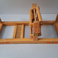 Спомен от миналото! Детско дървено станче за тъкане, снимка 1 - Колекции - 45537567