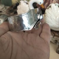 Авторска гривна ковано сребро естествена перла , снимка 9 - Гривни - 45466428