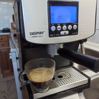 Кафемашина Зелмер с ръкохватка с крема диск, работи перфектно и прави страхотно кафе с каймак , снимка 3 - Кафемашини - 45520023