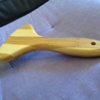 Чесалка бамбукова нова за домашен любимец с метални зъби 172х100мм и зъби 25мм, снимка 6 - За кучета - 45081948