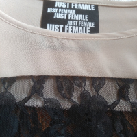 Комплект пола и блуза с дантела , снимка 2 - Поли - 45056106