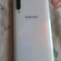 Продавам телефон, снимка 3 - Samsung - 45159460