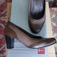 Дамски обувки, снимка 1 - Дамски обувки на ток - 45099197