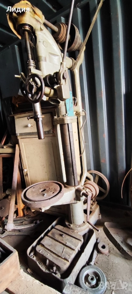 Чешка колонна бормашина работеща на монофазен ток , снимка 1