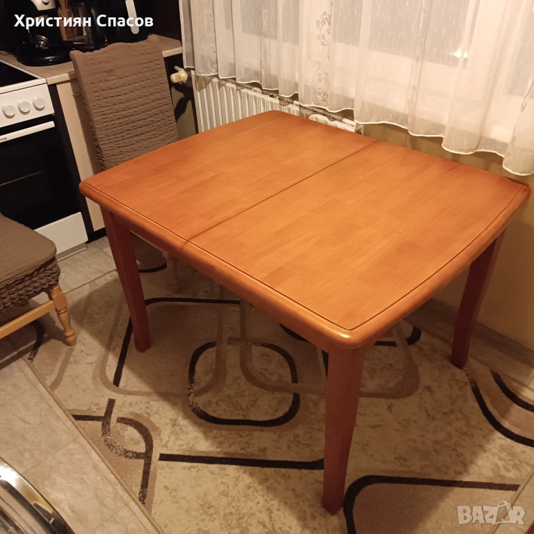 Tрапезна маса, снимка 1