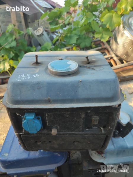 Генератор 29-5-25, снимка 1