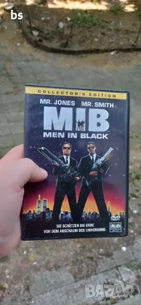 Мъже в черно - DVD колекционерско издание с бг субс , снимка 1