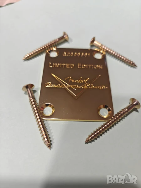 Neck Plate с лого Fender Custom Shop Limited Edition, снимка 1