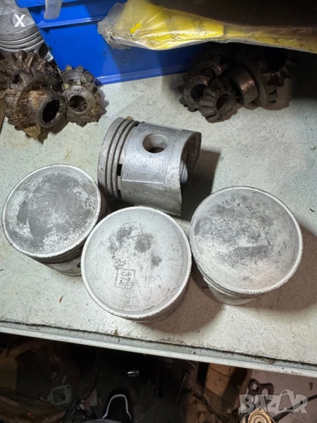 БУТАЛА ЗА МОСКВИЧ 82.00 ММ НОВИ ОРИГИНАЛНИ, снимка 1