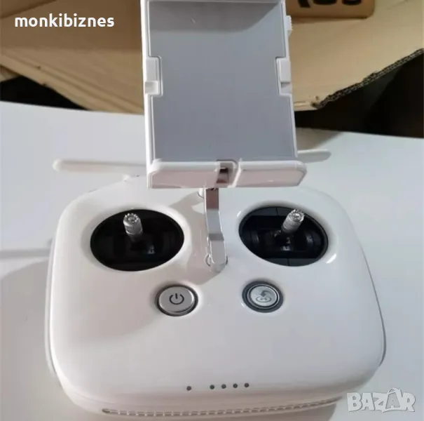 Купувам дистанционно за дрон Dji Phantom 4 Pro, снимка 1