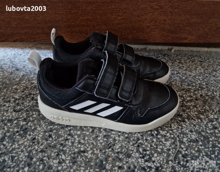 30 1/2 Adidas кожени детски маратонки, снимка 1