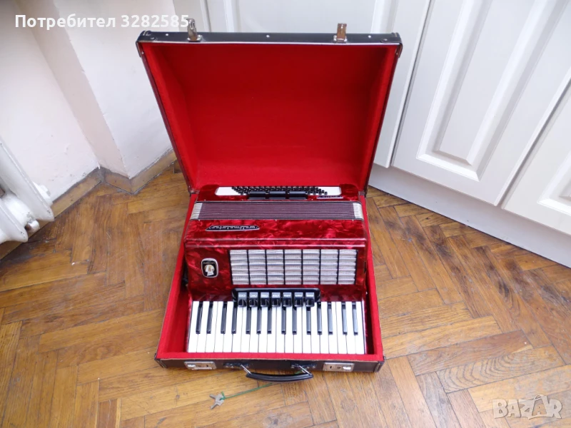 Акордеон Велтмайстер Стела 80 баса. Нов., снимка 1