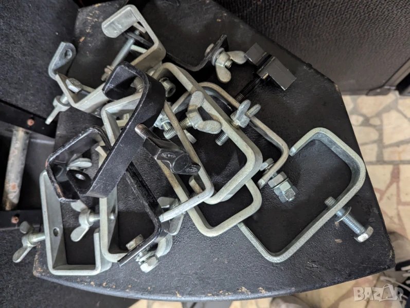 Скоби за прожектори, снимка 1