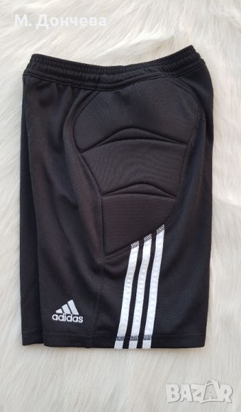 Вратарски шорти Adidas 10-12 години, снимка 1