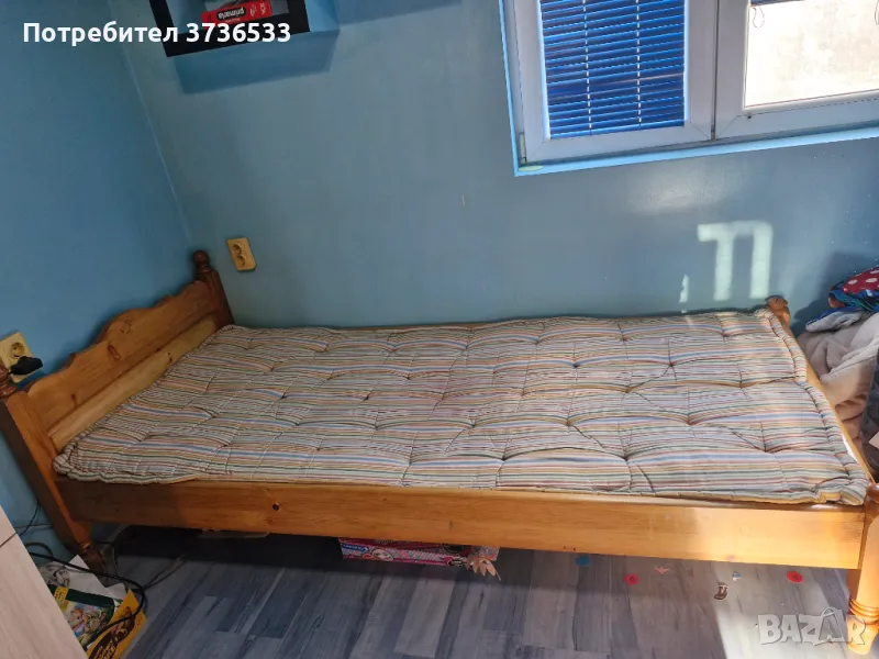 Единично легло от масивно дърво , снимка 1