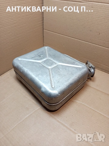 Соц Стара Руска Алуминиева Туба За Гориво 10лт. НОМЕР 1651., снимка 8 - Антикварни и старинни предмети - 53750081