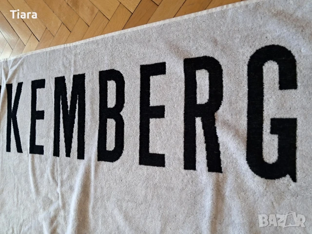 BIKKEMBERGS- Плажна кърпа, снимка 5 - Хавлиени кърпи - 50702756