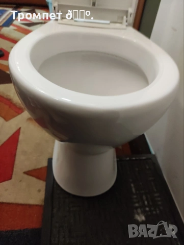 Продавам тоалетна моноблок , снимка 4 - Други стоки за дома - 53175999