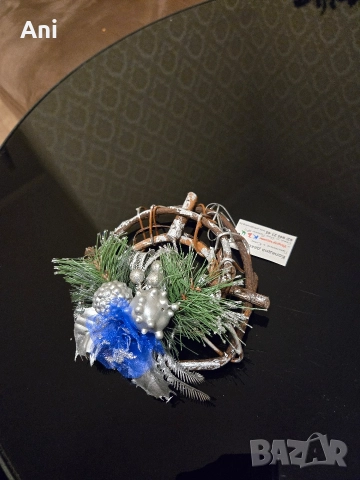 Декоративен малък венец РЪЧНА ИЗРАБОТКА, снимка 3 - Декорация за дома - 52776668