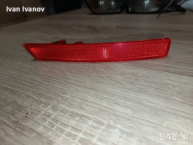 Светлоотразител заден десен в бронята за Алфа 147, снимка 4 - Части - 51738495