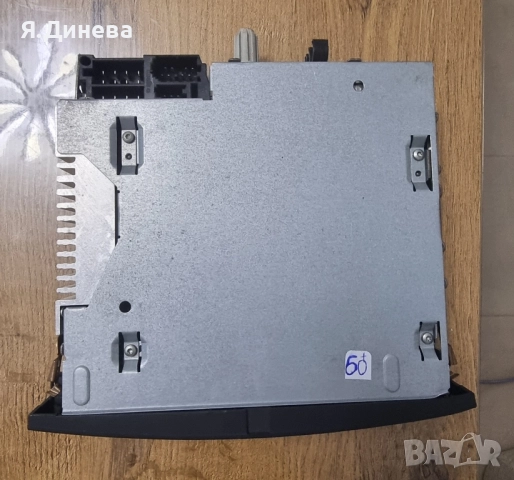 Касетофон за кола Renault , снимка 4 - Аксесоари и консумативи - 52171862