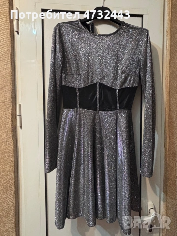 Сребриста рокля , снимка 4 - Рокли - 53434894