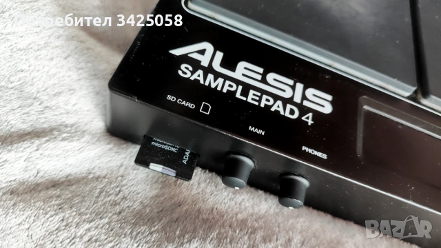 Alesis SamplePad 4, снимка 6 - Ударни инструменти - 53731827