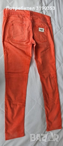 Дамски дънки Calvin Klein Jeans, снимка 2 - Дънки - 53857792