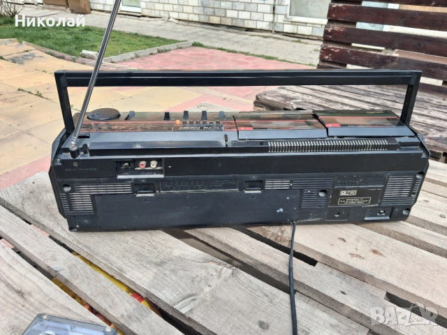 Касетофон двукасетъчен "Hitachi", снимка 4 - Радиокасетофони, транзистори - 53924489