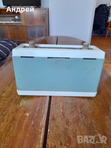 Старо радио,радиоприемник Ingelen, снимка 5 - Антикварни и старинни предмети - 50449594