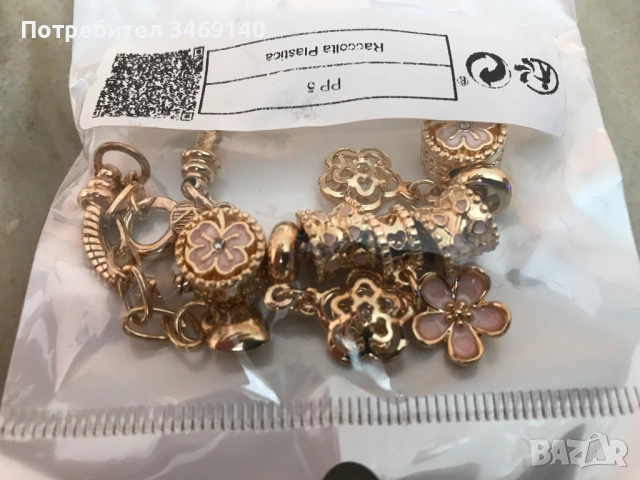 ПРОДАВАМ  ДАМСКИ ОБЕЦИ, БРОШКИ И КОЛИЕТА, снимка 9 - Колиета, медальони, синджири - 54180986