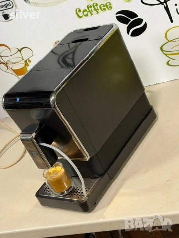 Кафемашина кафе автомат Tchibo cappuccino с гаранция, снимка 5 - Кафемашини - 54303450