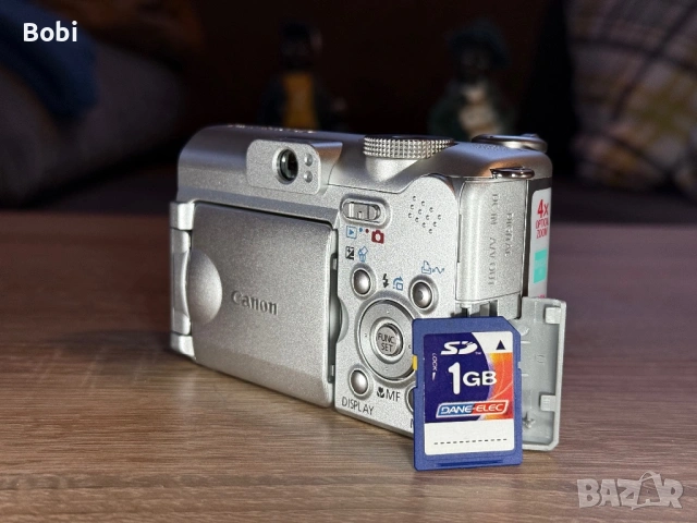 Canon PowerShot A610 – отлично състояние | въртящ LCD, снимка 2 - Фотоапарати - 53295960