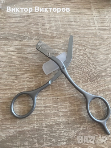 Професионална ножица за вежди и пинцети , снимка 5 - Козметика за лице - 50976627