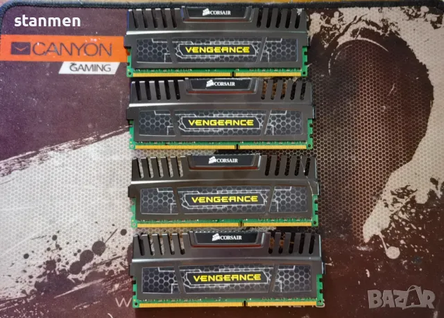 Продавам 16GB RAM памет Corsair DDR3 1866GHz за копмютър, снимка 1 - RAM памет - 49452971