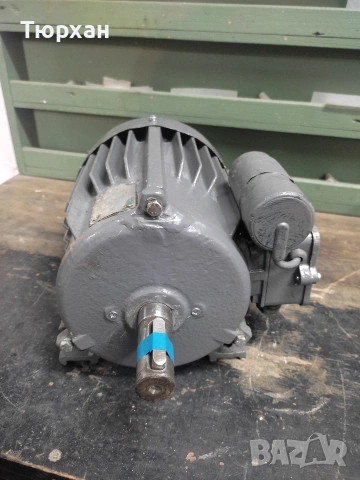 Монофазен електродвигател 1,10киловата, снимка 4 - Електродвигатели - 53511520